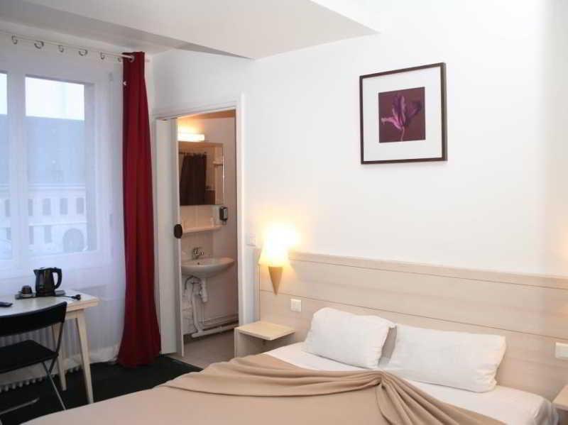 Hotel Vieille Tour Rouen Buitenkant foto