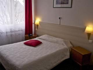Hotel Vieille Tour Rouen Buitenkant foto